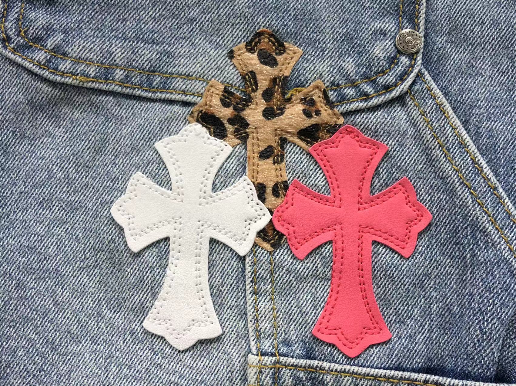 CHROME BLUE JEANS PINK WHITE CHEETAH CROSS