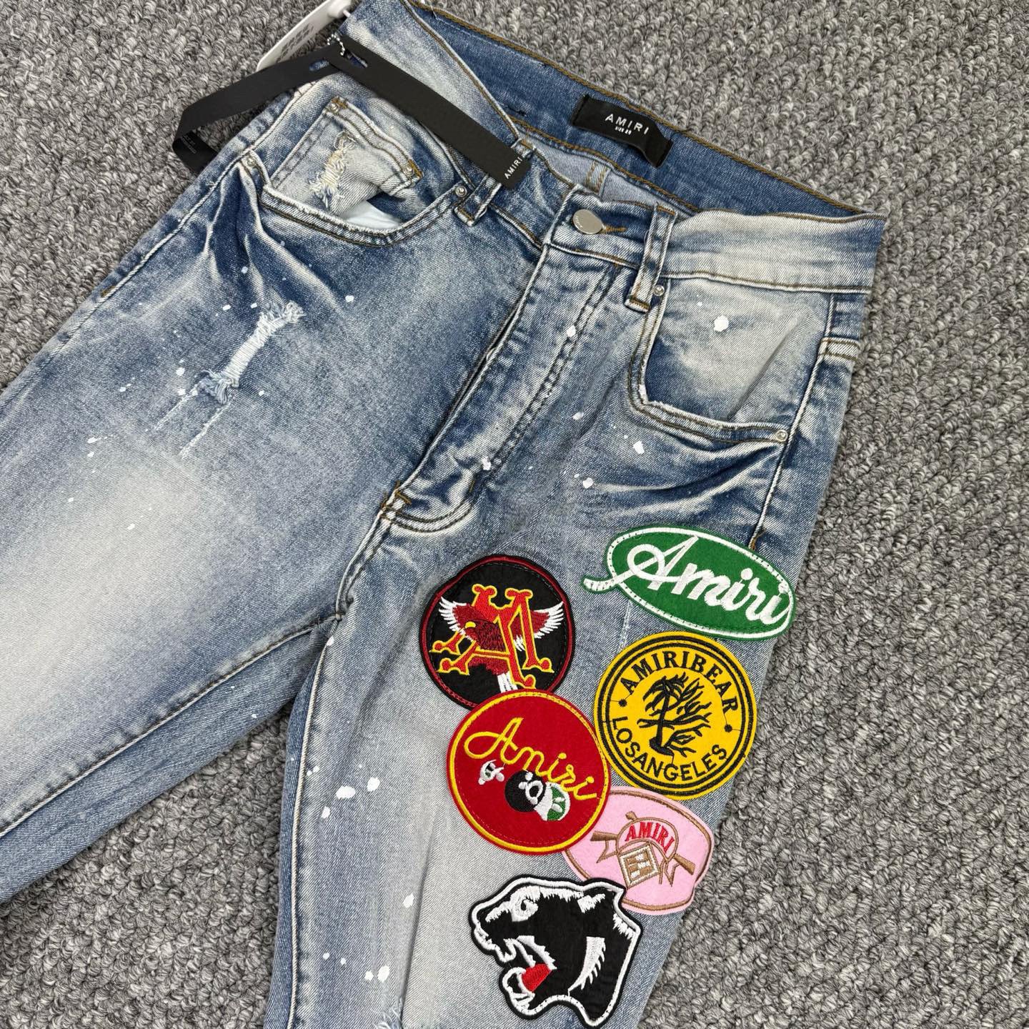 AMIRI BLUE BADGES JEANS